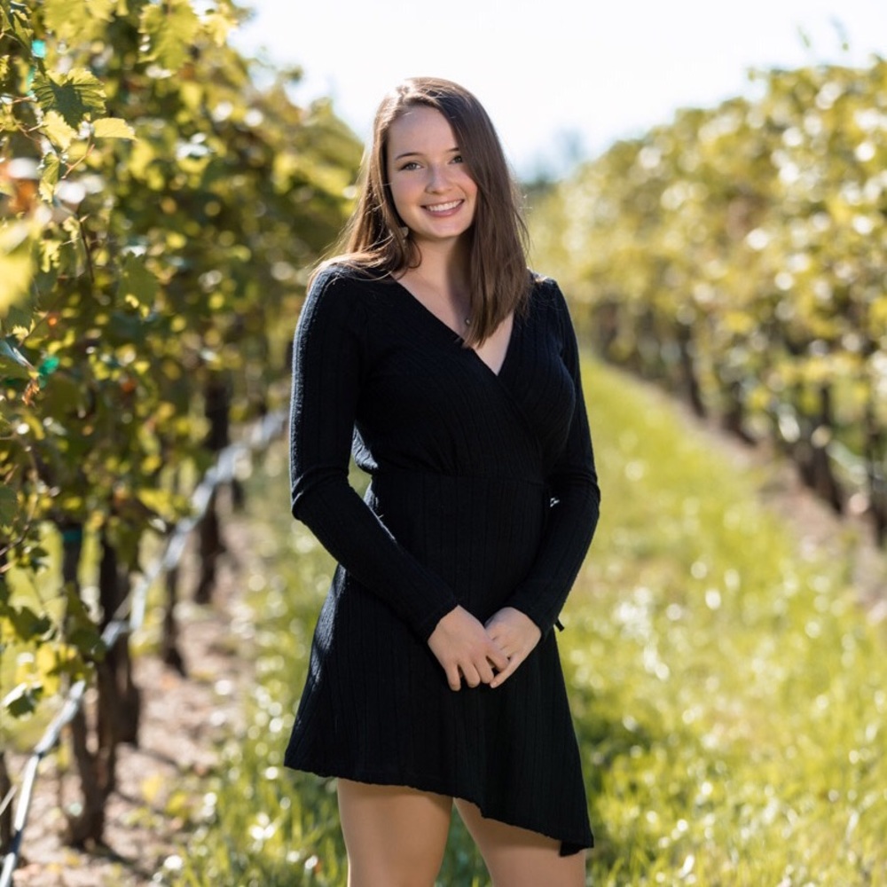 Meet your Posher, Abby